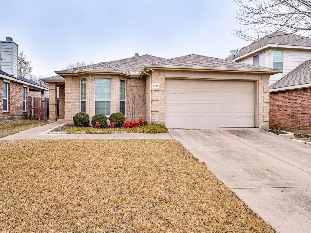 800 Mahogany Dr, Anna, TX 75409