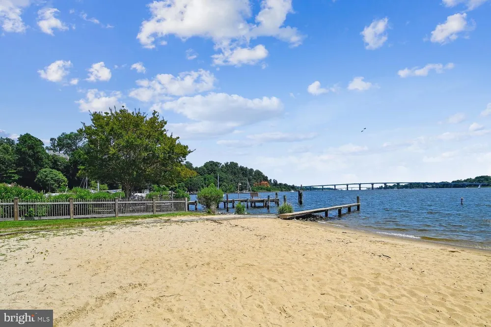 1518 Winchester Rd, Annapolis, MD 21409