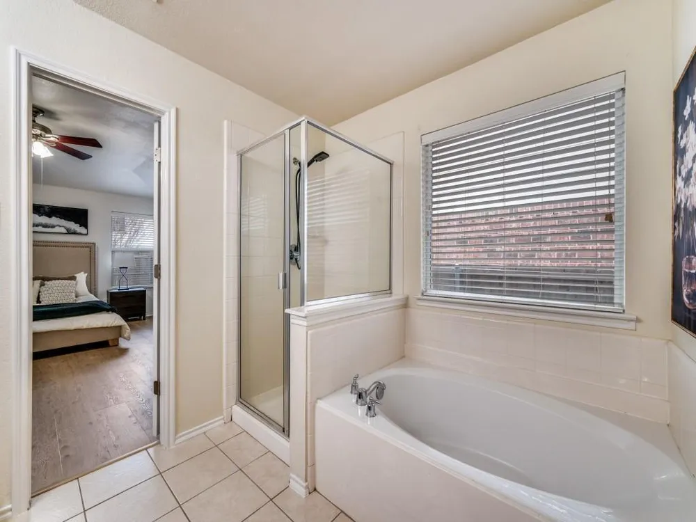 800 Mahogany Dr, Anna, TX 75409