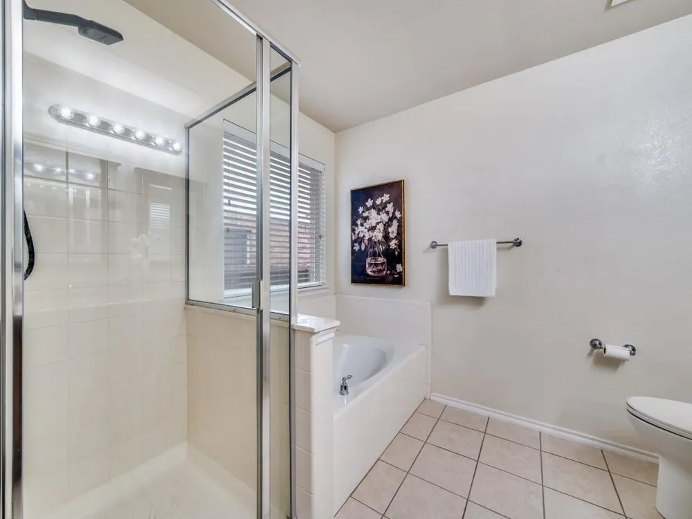 800 Mahogany Dr, Anna, TX 75409