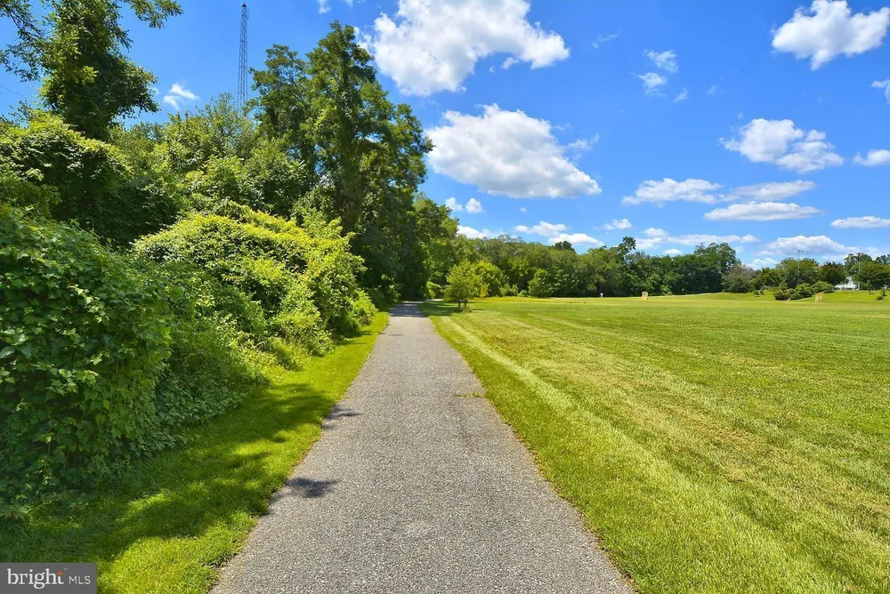 1518 Winchester Rd, Annapolis, MD 21409