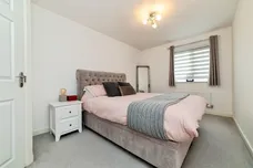 Arnold Close, HERTFORD