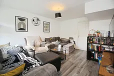 Frobisher Avenue, CASTLEFORD