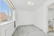 Burkwood View, WAKEFIELD