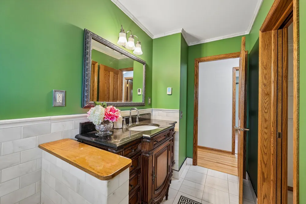 3403 71st St E, Inver Grove Heights, MN 55076