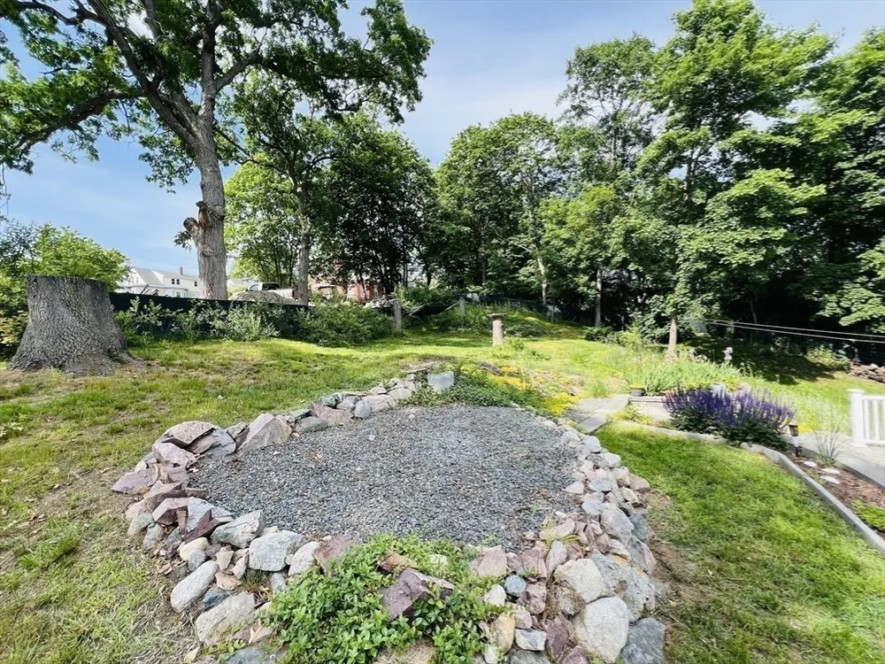 16 Ridge Ave, Lynn, MA 01905