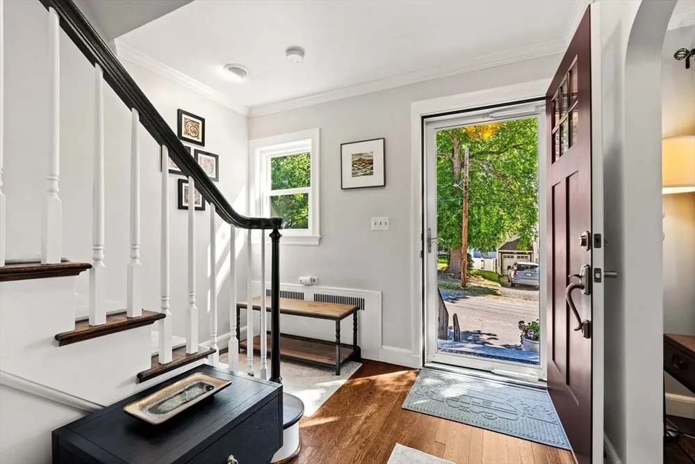 17 Landon Rd, Milton, MA 02186