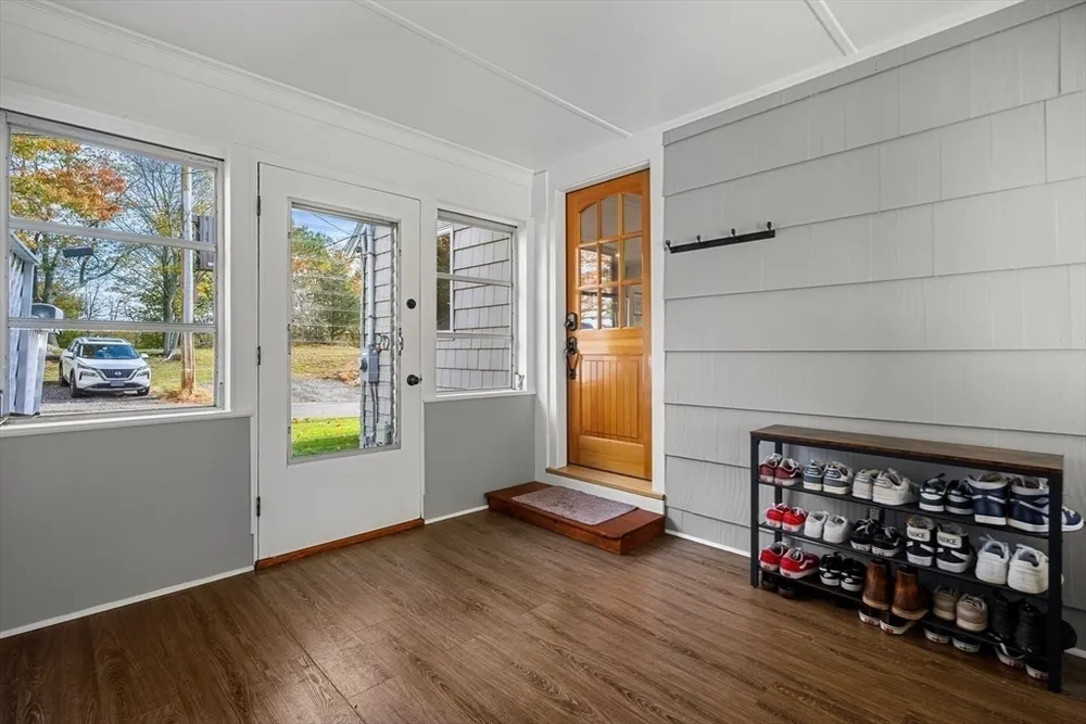 13 Curtis St, Lynn, MA 01905
