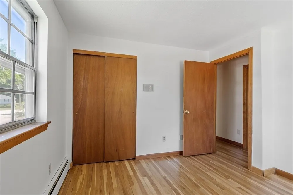 6 Wright Rd, Peabody, MA 01960