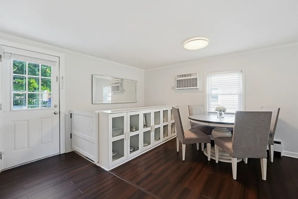 23 Kosciusko St, Peabody, MA 01960