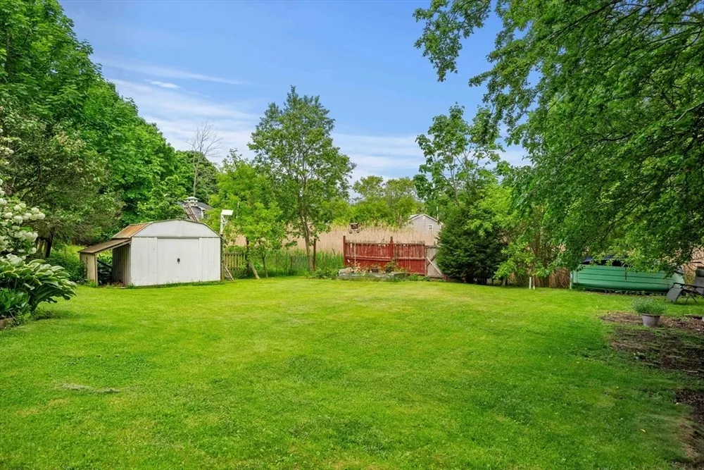 19 Greene St, Beverly, MA 01915