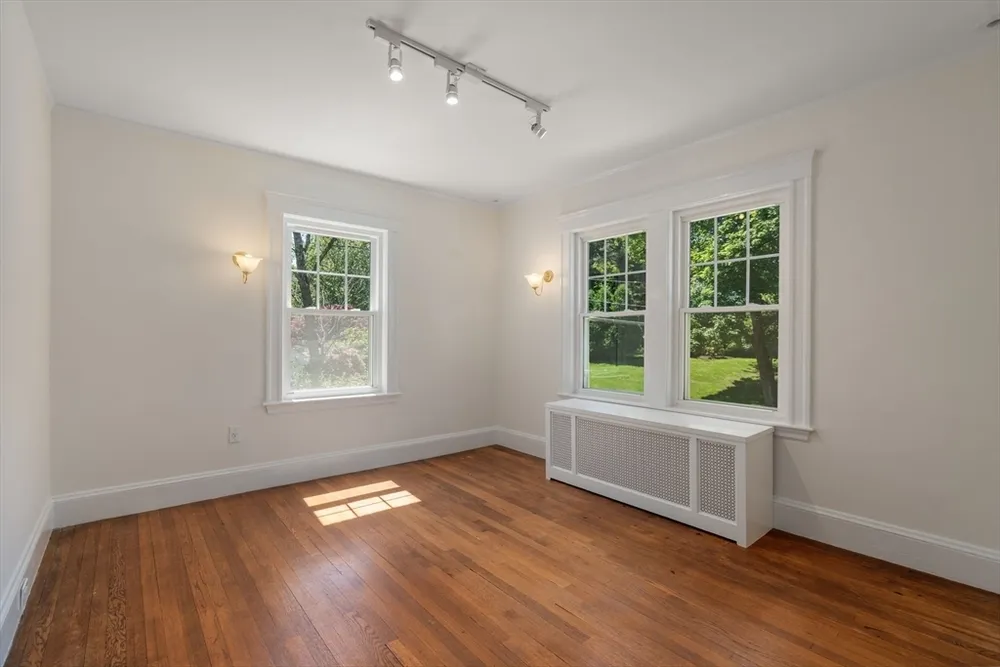 42 Fairmont St, Belmont, MA 02478