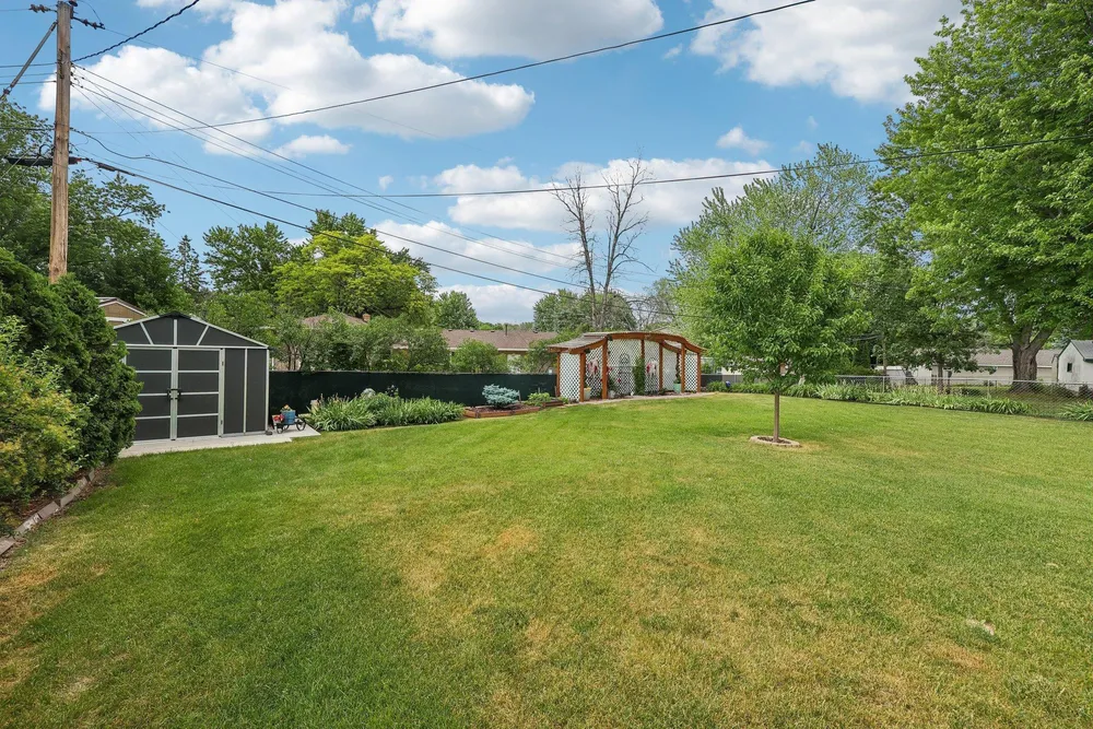 3403 71st St E, Inver Grove Heights, MN 55076