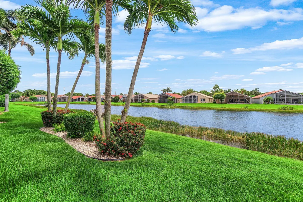 6600 Sherbrook Dr, Boynton Beach, FL 33437