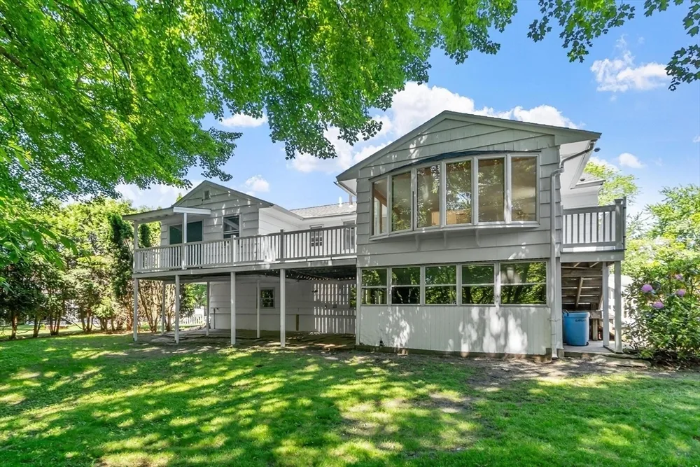 6 Wright Rd, Peabody, MA 01960