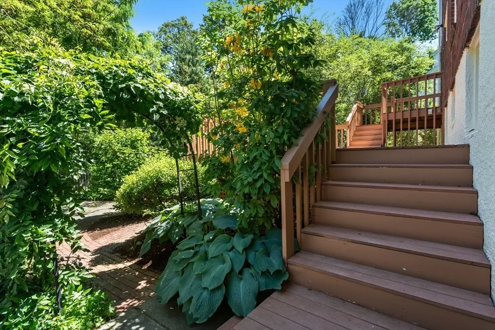 42 Fairmont St, Belmont, MA 02478
