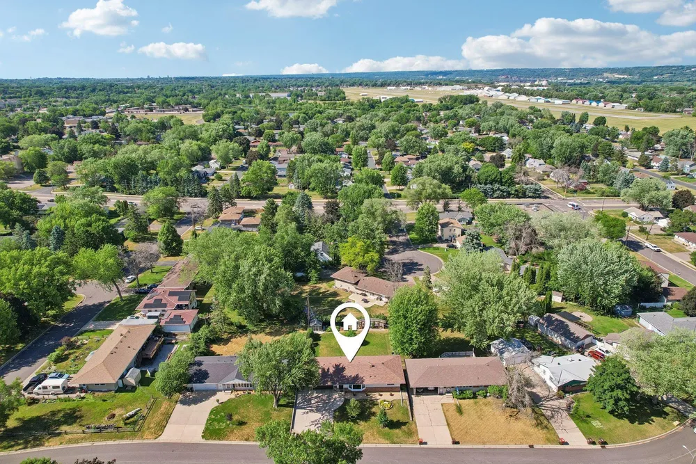 3403 71st St E, Inver Grove Heights, MN 55076
