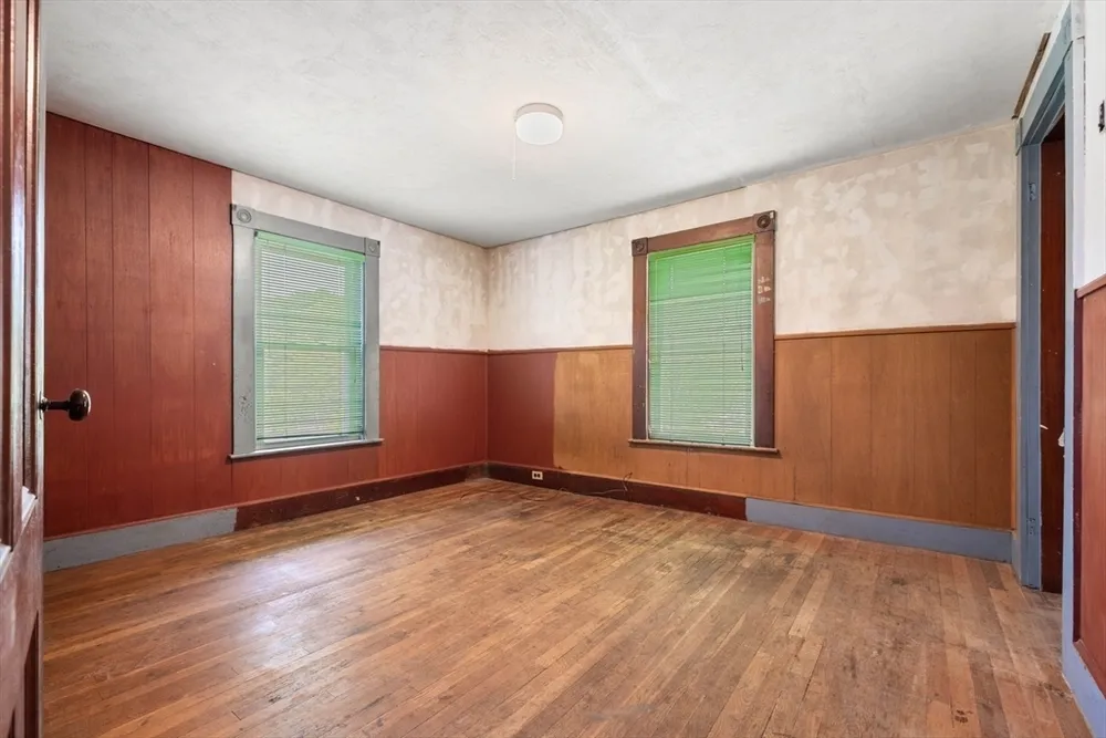 19 Greene St, Beverly, MA 01915