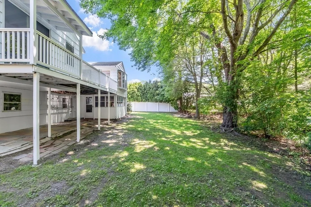 6 Wright Rd, Peabody, MA 01960