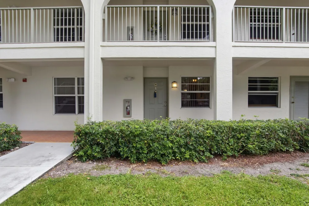 1105 Bahama Bend, Coconut Creek, FL 33066