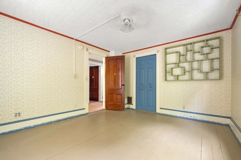 19 Greene St, Beverly, MA 01915