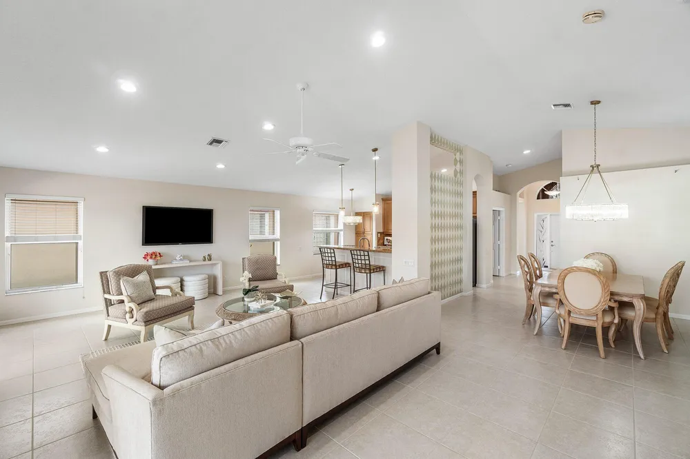 6600 Sherbrook Dr, Boynton Beach, FL 33437