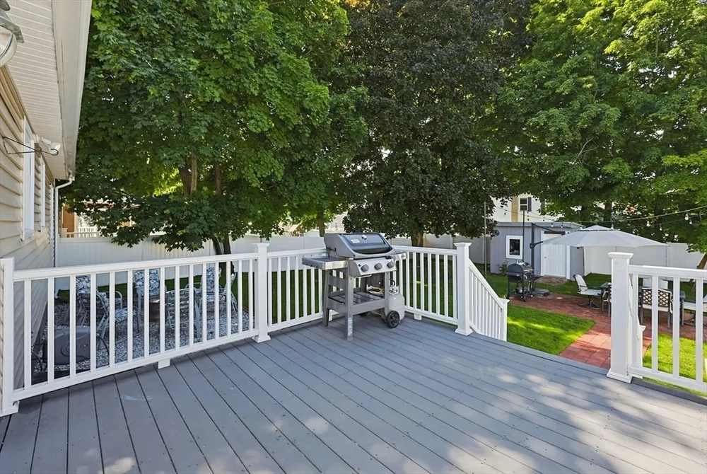 23 Kosciusko St, Peabody, MA 01960