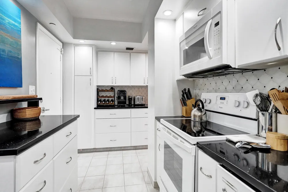 3300 NE 36th St, Fort Lauderdale, FL 33308