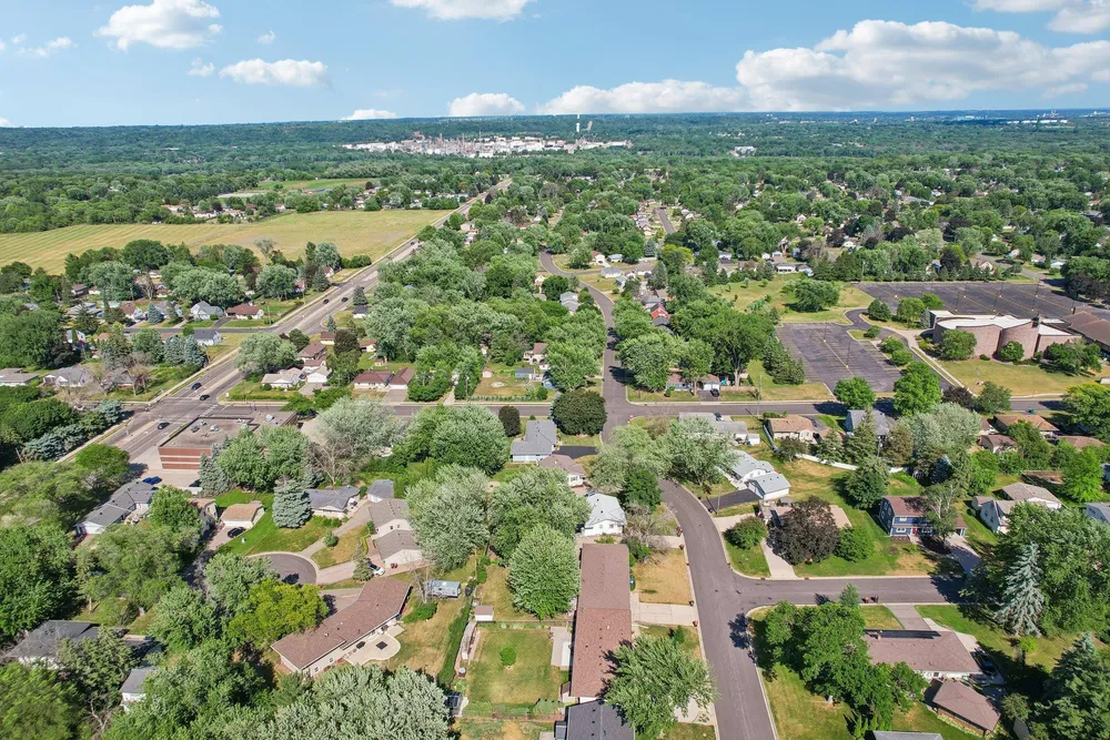 3403 71st St E, Inver Grove Heights, MN 55076
