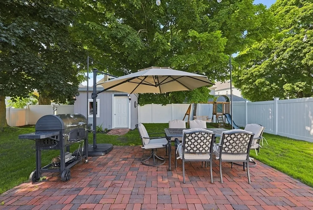 23 Kosciusko St, Peabody, MA 01960