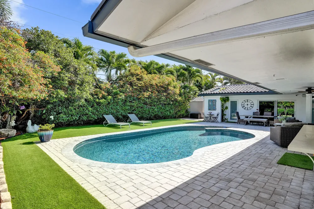 2051 NE 59th Ct, Fort Lauderdale, FL 33308