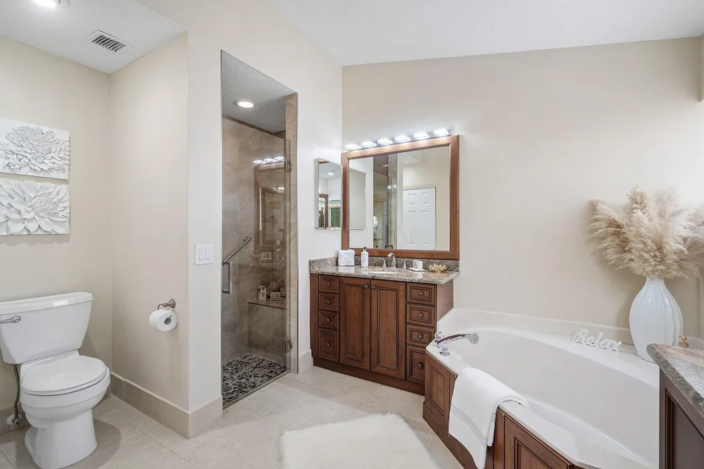 6600 Sherbrook Dr, Boynton Beach, FL 33437