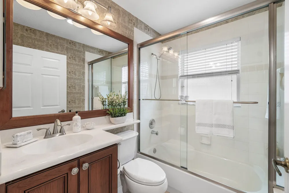 6600 Sherbrook Dr, Boynton Beach, FL 33437