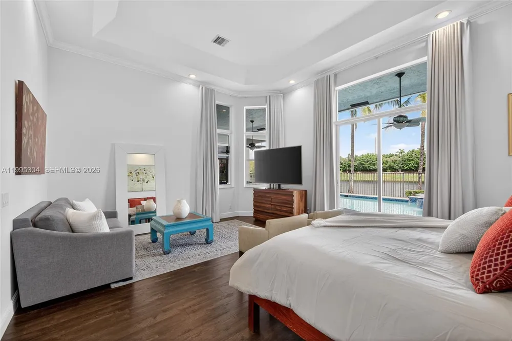 1396 Victoria Isle Dr, Weston, FL 33327