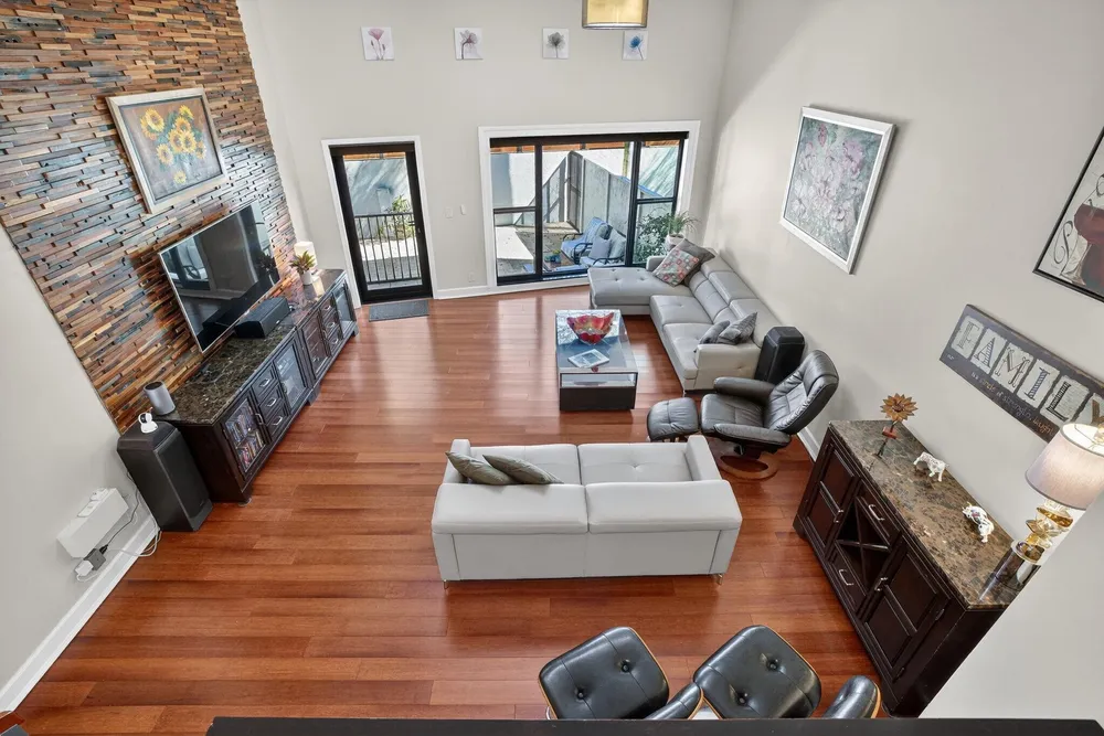 3000 NE 8th Terrace, Oakland Park, FL 33334
