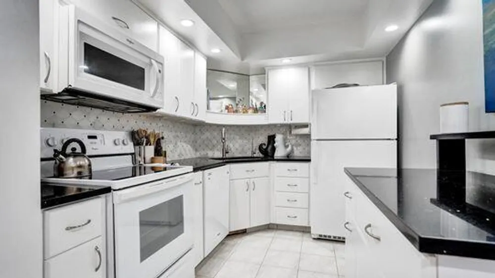 3300 NE 36th St, Fort Lauderdale, FL 33308