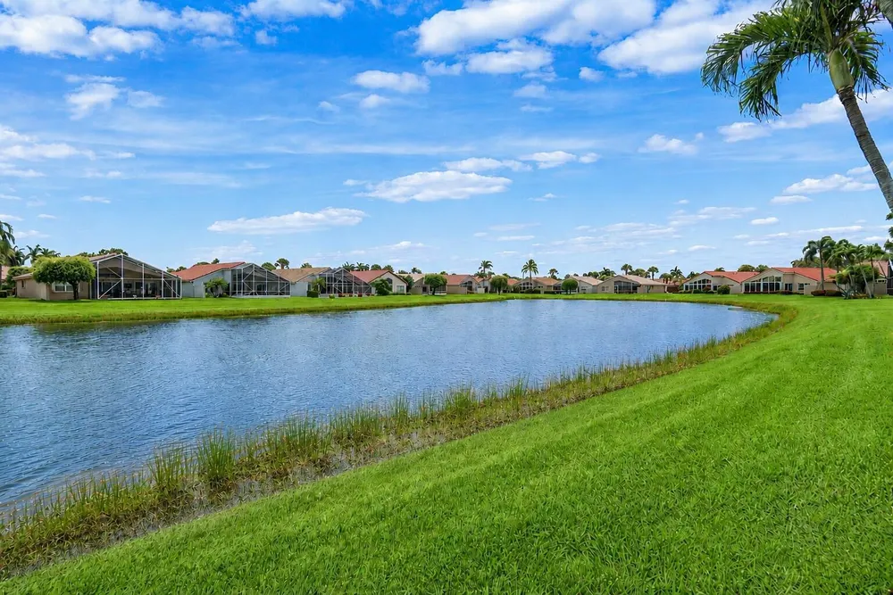 6600 Sherbrook Dr, Boynton Beach, FL 33437