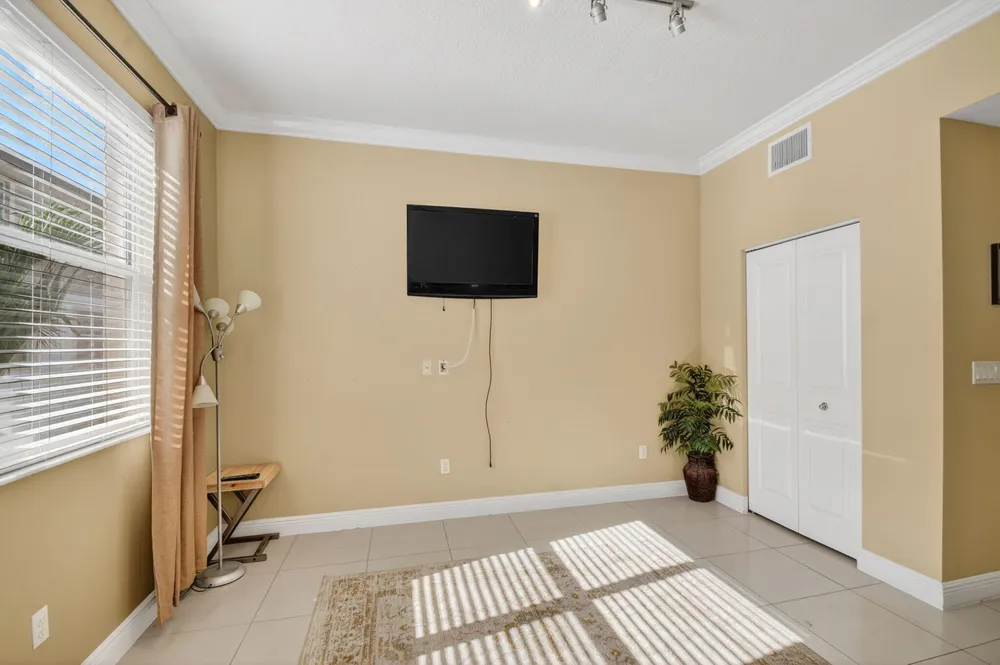 2686 N Federal Hwy, Boynton Beach, FL 33435