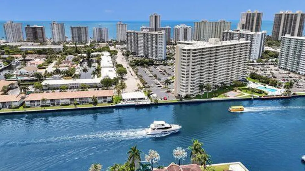 3300 NE 36th St, Fort Lauderdale, FL 33308