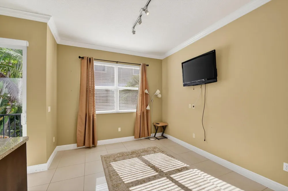 2686 N Federal Hwy, Boynton Beach, FL 33435