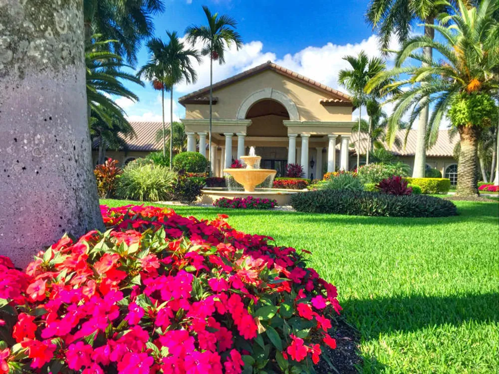 6600 Sherbrook Dr, Boynton Beach, FL 33437