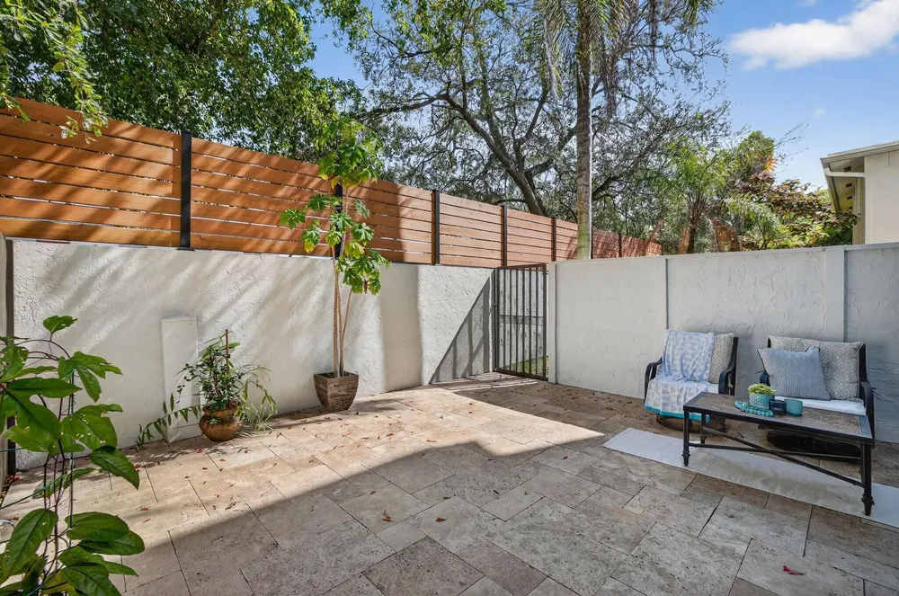 3000 NE 8th Terrace, Oakland Park, FL 33334