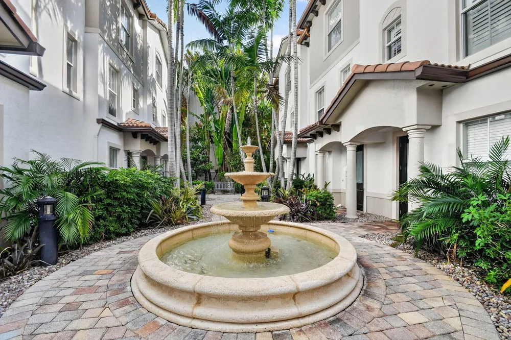 2686 N Federal Hwy, Boynton Beach, FL 33435