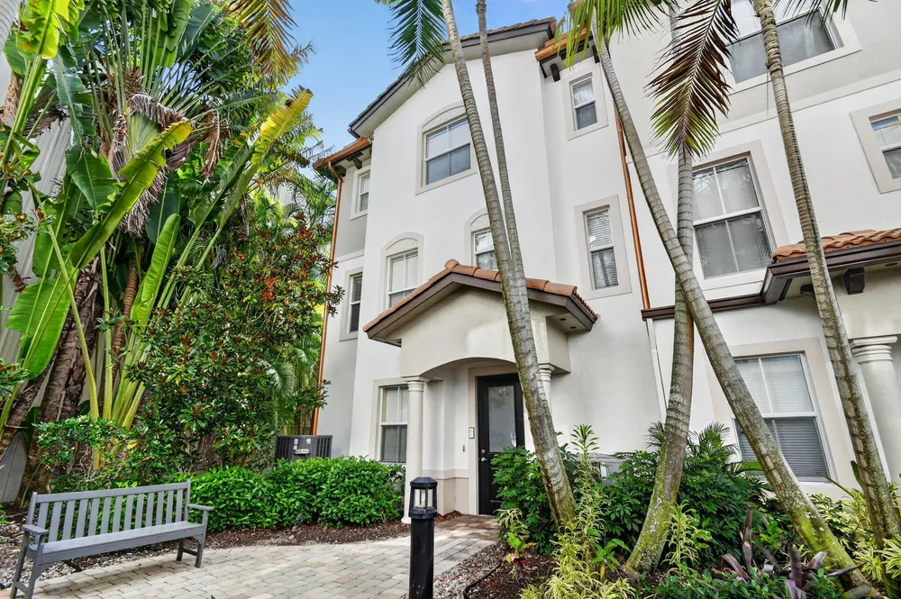 2686 N Federal Hwy, Boynton Beach, FL 33435