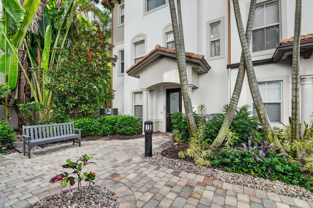 2686 N Federal Hwy, Boynton Beach, FL 33435