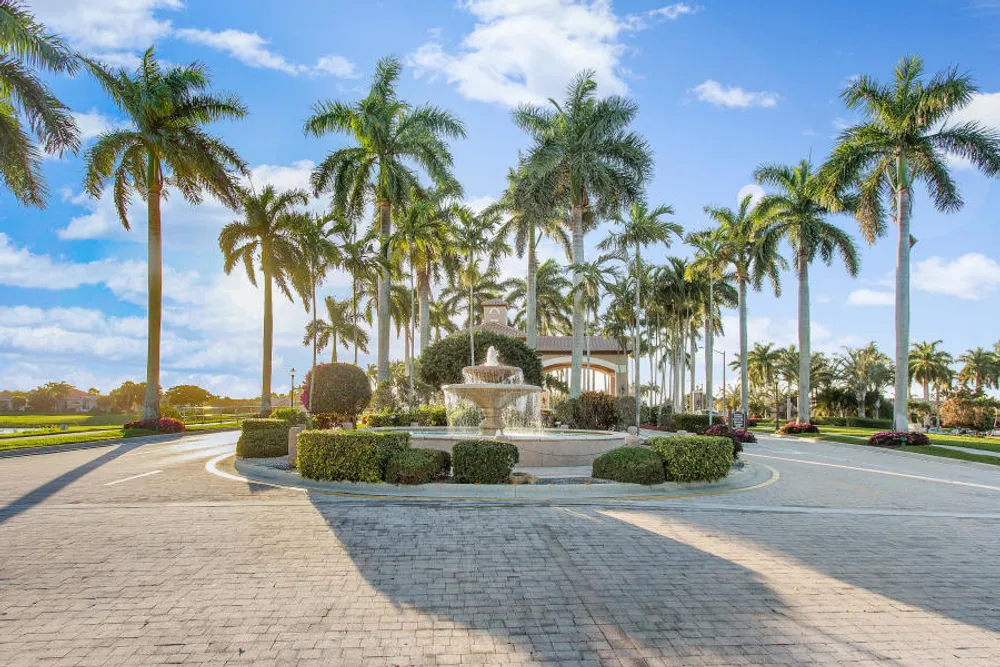 6600 Sherbrook Dr, Boynton Beach, FL 33437