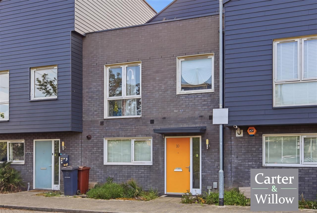 Davey Gardens, Barking, Essex Image 1