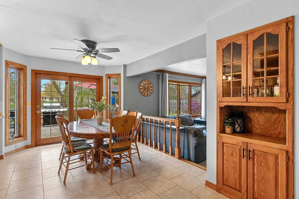 1354 Camelot Ct, Oneida, WI 54155