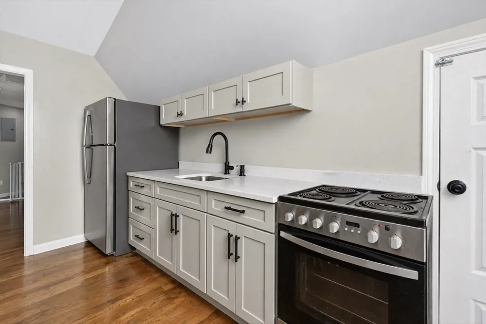 37 Stonehurst St, Boston, MA 02122
