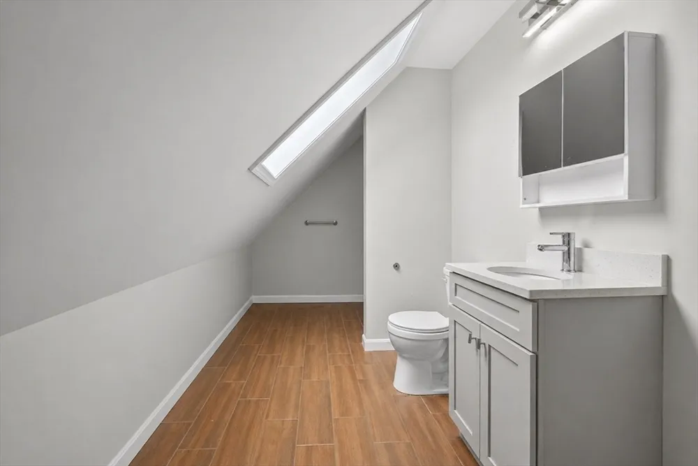 37 Stonehurst St, Boston, MA 02122